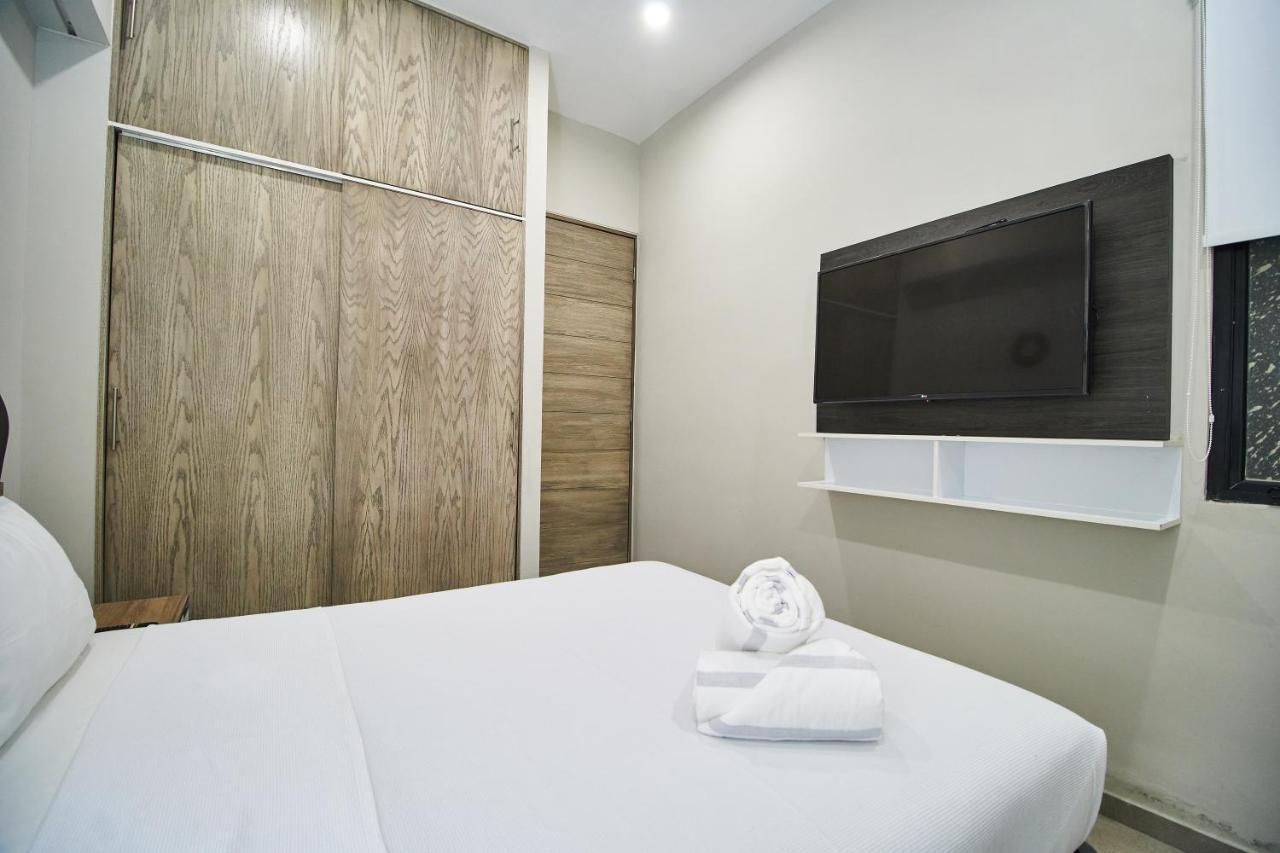 Torre 42 Playa Del Carmen By Lockey Aparthotel Exterior photo