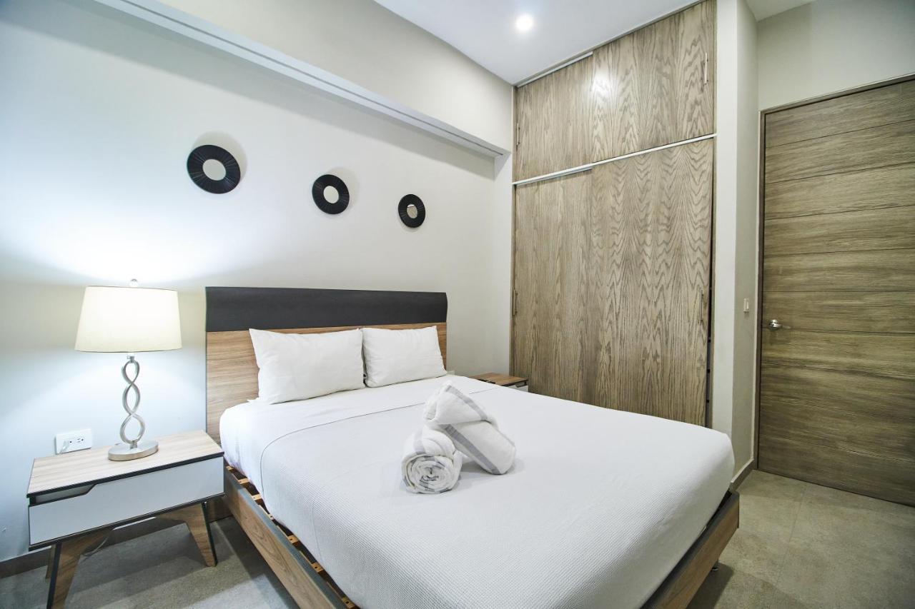 Torre 42 Playa Del Carmen By Lockey Aparthotel Exterior photo
